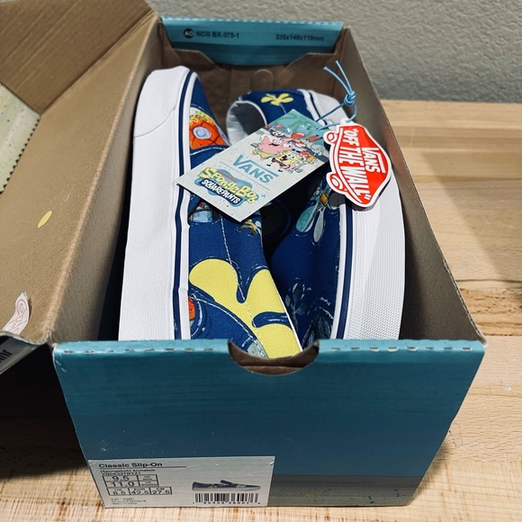 Vans x Spongebob Classic Slip-on Alohabob Sneaker Shoes [VNOA33TBYZ1] Mens 10.5 - Picture 8 of 8